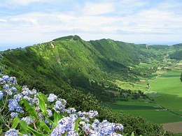 Click image for larger version

Name:	azores.jpg
Views:	554
Size:	181.0 KB
ID:	20478