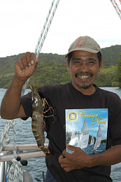 Click image for larger version

Name:	9%20Prawns%20DSC_0033.jpg
Views:	71
Size:	415.8 KB
ID:	209373