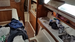 Click image for larger version

Name:	Inside boat, 14 Dec 2018 gas fittings 004.jpg
Views:	188
Size:	360.2 KB
ID:	211647