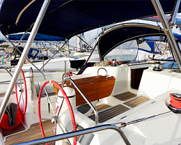 Click image for larger version

Name:	boat_outside2.jpg
Views:	171
Size:	128.0 KB
ID:	218095