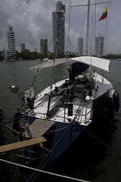 Click image for larger version

Name:	6030-Wings in Club Nautico-Cartagena.jpg
Views:	54
Size:	423.5 KB
ID:	227830