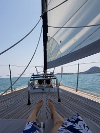 Click image for larger version

Name:	FWD deck under sail.jpg
Views:	432
Size:	79.6 KB
ID:	242091