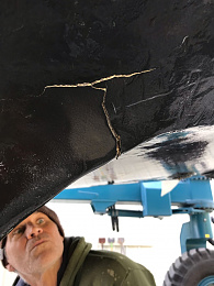 Click image for larger version

Name:	Hull Crack Pic.jpg
Views:	507
Size:	205.1 KB
ID:	251963