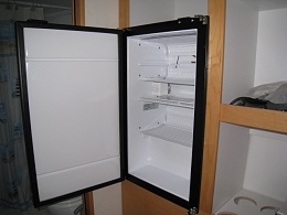 Click image for larger version

Name:	freezer install 002.jpg
Views:	373
Size:	110.3 KB
ID:	25289