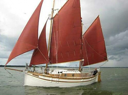 Click image for larger version

Name:	under-sail.JPG
Views:	51
Size:	22.1 KB
ID:	256770