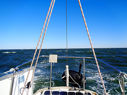 Click image for larger version

Name:	B27 Downwind +25 knots.jpg
Views:	33
Size:	447.8 KB
ID:	260098