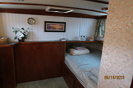 Click image for larger version

Name:	master cabin.JPG
Views:	44
Size:	383.5 KB
ID:	262022