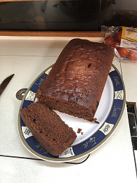 Click image for larger version

Name:	Chocolate Cake - Copy.jpg
Views:	89
Size:	202.8 KB
ID:	264132