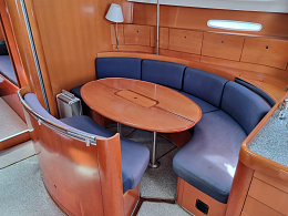 Click image for larger version

Name:	Interior Beneteau First 47.7 Camborio (11).jpeg
Views:	91
Size:	180.6 KB
ID:	265346