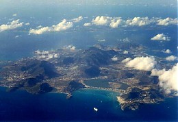 Click image for larger version

Name:	St.Martin Aerial.jpg
Views:	165
Size:	22.4 KB
ID:	2662