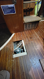 Click image for larger version

Name:	access_fwd_of_companionway_steps.jpg
Views:	75
Size:	421.5 KB
ID:	272800