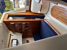 Click image for larger version

Name:	Starboard Settee and Head.jpg
Views:	38
Size:	117.8 KB
ID:	284849