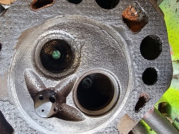 Click image for larger version

Name:	20240107_133952 - Inlet and exhaust after wire brush.jpg
Views:	9
Size:	454.9 KB
ID:	285125