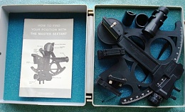 Click image for larger version

Name:	Sextant in Case.jpg
Views:	194
Size:	83.5 KB
ID:	28790