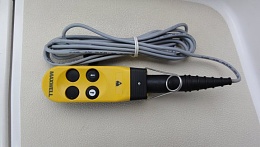 Click image for larger version

Name:	Windlass Remote 1S.JPG
Views:	120
Size:	32.8 KB
ID:	28822