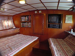 Click image for larger version

Name:	Stargazer aft cabin facing lazarette.JPG
Views:	343
Size:	59.8 KB
ID:	3053