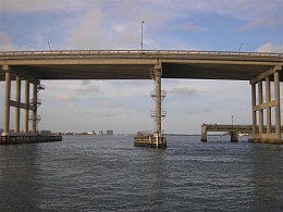 Click image for larger version

Name:	bridge approach.JPG
Views:	317
Size:	54.3 KB
ID:	31064
