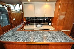 Click image for larger version

Name:	Photo_YC_Mega-Yacht-Main-Salon-106106-salon-wet-bar.jpg
Views:	994
Size:	22.8 KB
ID:	31158