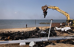 Click image for larger version

Name:	Burnt Boat Removed.jpg
Views:	979
Size:	65.3 KB
ID:	31679