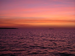 Click image for larger version

Name:	sunset.jpg
Views:	126
Size:	423.7 KB
ID:	32048