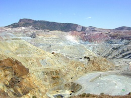 Click image for larger version

Name:	Chino_copper_mine.jpg
Views:	706
Size:	306.6 KB
ID:	35913