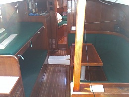 Click image for larger version

Name:	from companionway1.jpg
Views:	2121
Size:	237.4 KB
ID:	38335