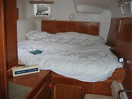 Click image for larger version

Name:	Fast Cat 435-Les couchettes des cabines arri_re sont royales!kl.JPG
Views:	513
Size:	139.5 KB
ID:	4740