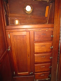 Click image for larger version

Name:	1-cabinets-before.JPG
Views:	642
Size:	109.0 KB
ID:	48650