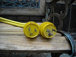 Click image for larger version

Name:	Shore Power Cord 020.jpg
Views:	116
Size:	419.0 KB
ID:	50035