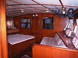 Click image for larger version

Name:	2 Aft Cabin.jpg
Views:	604
Size:	107.1 KB
ID:	51256