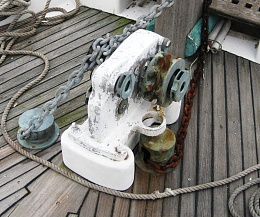 Click image for larger version

Name:	Windlass From Aft-Stbd.jpg
Views:	624
Size:	455.8 KB
ID:	59711