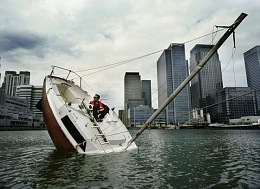 Click image for larger version

Name:	sunken-yacht-02.jpg
Views:	277
Size:	73.7 KB
ID:	63216