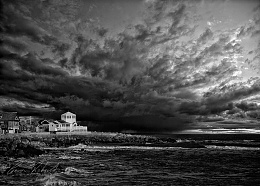 Click image for larger version

Name:	Steephill Cove B&W2.jpg
Views:	530
Size:	183.2 KB
ID:	63558