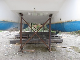 Click image for larger version

Name:	Boat repairs in progress at Yaringa. June 2012 006.jpg
Views:	154
Size:	414.1 KB
ID:	64804