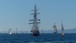 Click image for larger version

Name:	tall ships 1.jpg
Views:	556
Size:	82.9 KB
ID:	67399