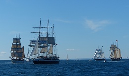 Click image for larger version

Name:	tall ships 6.jpg
Views:	627
Size:	369.3 KB
ID:	67404