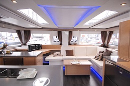 Click image for larger version

Name:	Helia-44-interior4.jpg
Views:	1397
Size:	144.6 KB
ID:	69120