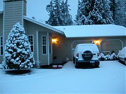 Click image for larger version

Name:	snow1-05.JPG
Views:	154
Size:	87.5 KB
ID:	693