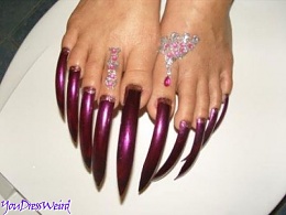 Click image for larger version

Name:	toenails.jpg
Views:	404
Size:	43.9 KB
ID:	71396