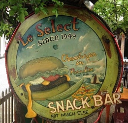 Click image for larger version

Name:	Le-Select-St-Barths-Cheeseburger-in-Paradise1.jpg
Views:	263
Size:	107.6 KB
ID:	71728