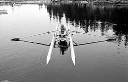 Click image for larger version

Name:	john-loengard-buckminster-fuller-rowing-needle-1971.jpg
Views:	886
Size:	89.2 KB
ID:	75604