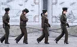 Click image for larger version

Name:	North Korean soldiers on patrol Chinese Border.jpg
Views:	671
Size:	81.6 KB
ID:	84140