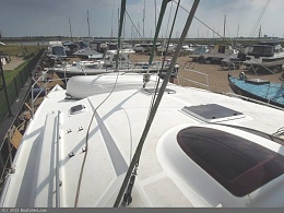 Click image for larger version

Name:	autoimage-163071_BoatPic_Foredeck.jpg
Views:	673
Size:	58.3 KB
ID:	85071