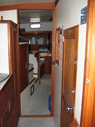 Click image for larger version

Name:	Aft cabin 1.JPG
Views:	762
Size:	268.3 KB
ID:	88145