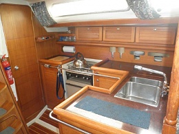 Click image for larger version

Name:	Westerly Typhoon 37 1991 galley.jpg
Views:	635
Size:	46.7 KB
ID:	91308