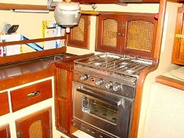 Click image for larger version

Name:	Galley 3 burner with Gimbled One Burner.jpg
Views:	377
Size:	64.4 KB
ID:	92394