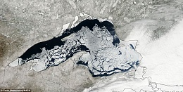 Click image for larger version

Name:	Great Lake Ice Lake Superior April 20 2014.jpg
Views:	452
Size:	116.1 KB
ID:	96028