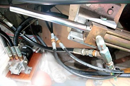 Click image for larger version

Name:	Hydraulic-steering1.jpg
Views:	199
Size:	41.2 KB
ID:	99260