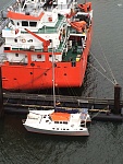 Nice people live on orange boats ;-) I met very nice people on theses ships.